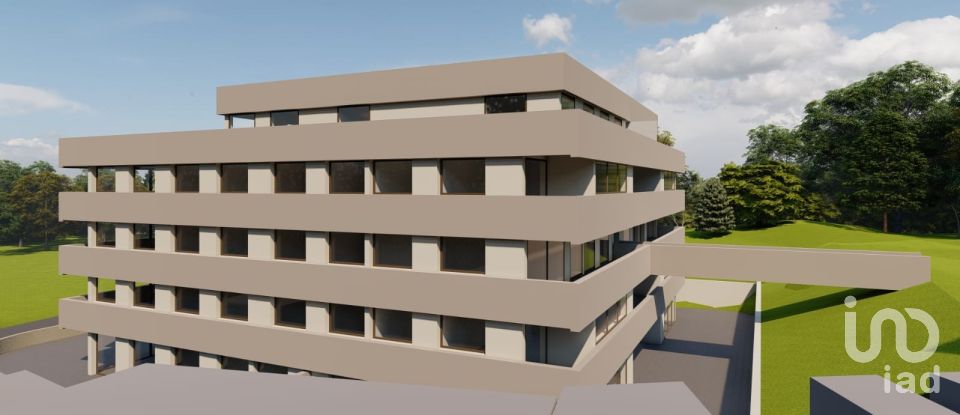 Terrain à Torre de Moncorvo de 3 024 m²