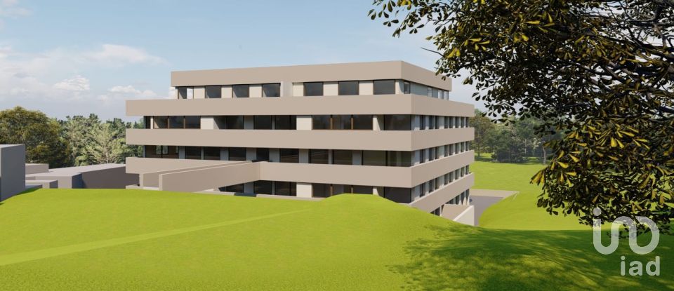 Terrain à Torre de Moncorvo de 3 024 m²