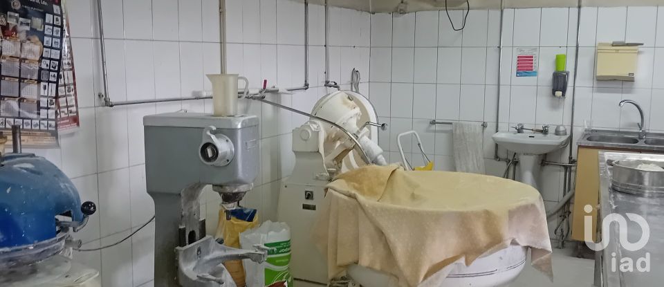 Moradia T4 em Lagoaça e Fornos de 136 m²