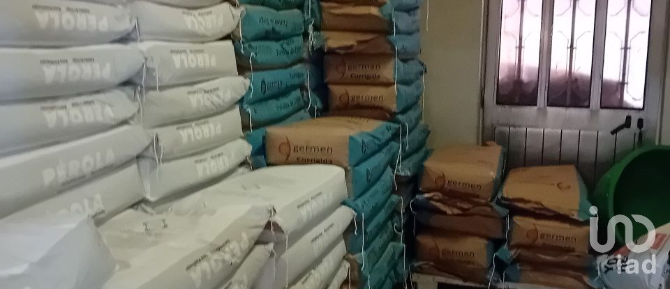 Moradia T4 em Lagoaça e Fornos de 136 m²