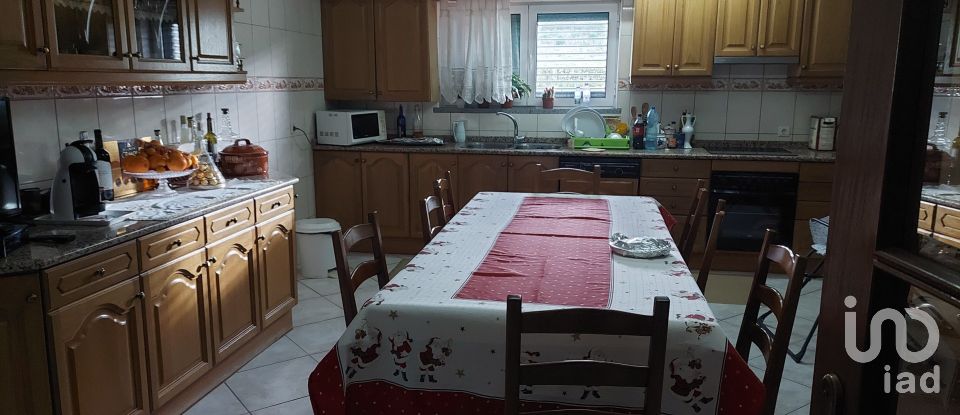 Moradia T4 em Lagoaça e Fornos de 136 m²