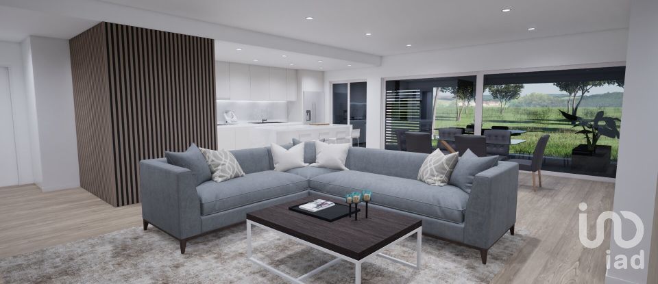 Apartamento T3 em Parceiros e Azoia de 174 m²