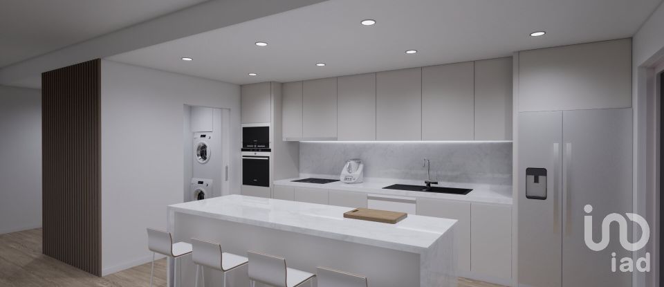 Apartamento T3 em Parceiros e Azoia de 174 m²