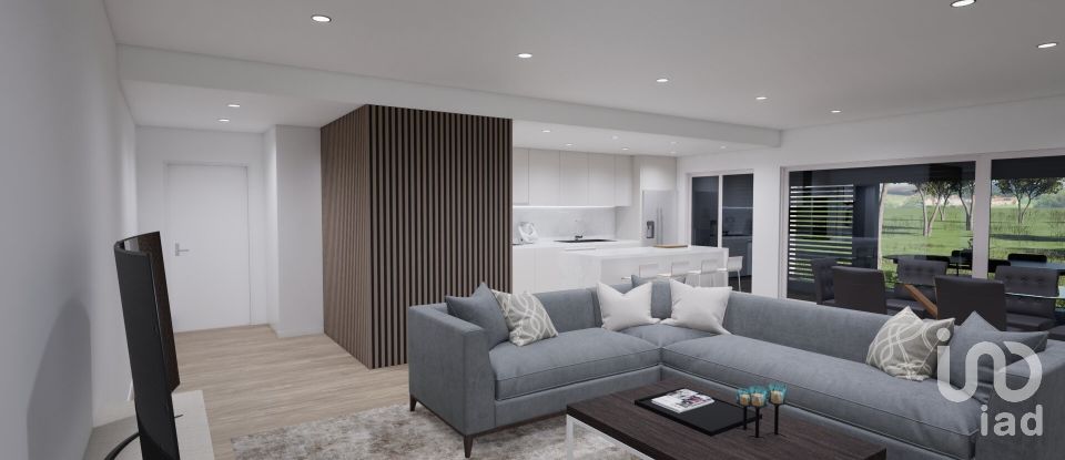 Apartamento T3 em Parceiros e Azoia de 174 m²