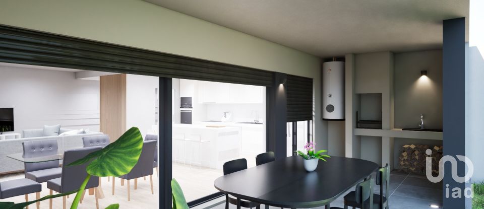 Apartamento T3 em Parceiros e Azoia de 174 m²