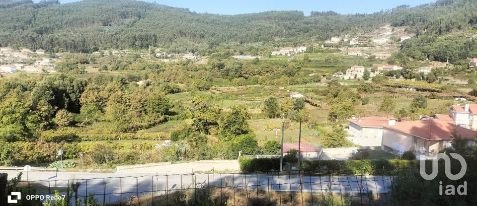 Terreno urbano em Luzim e Vila Cova de 3 630 m²