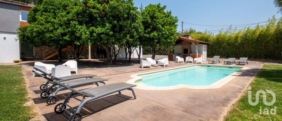 Quinta T7 em Cambeses de 593 m²