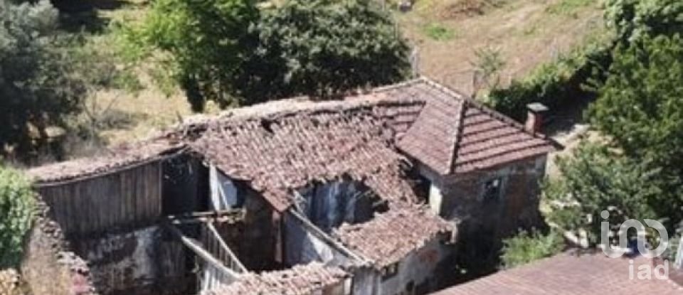 Casa de Campo T4 em Arco de Baúlhe e Vila Nune de 200 m²