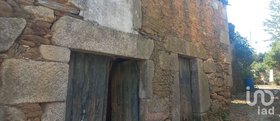 Casa de Campo T4 em Arco de Baúlhe e Vila Nune de 200 m²