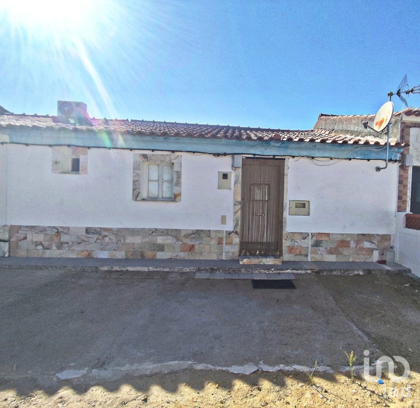 Maison de village T2 à Santo Aleixo de 84 m²