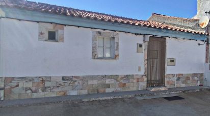 Maison de village T2 à Santo Aleixo de 84 m²