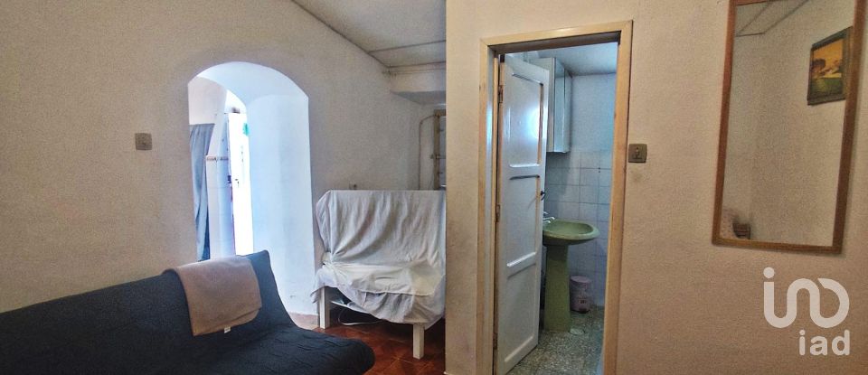 Maison de village T2 à Santo Aleixo de 84 m²