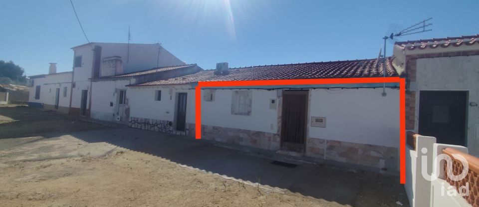 Maison de village T2 à Santo Aleixo de 84 m²