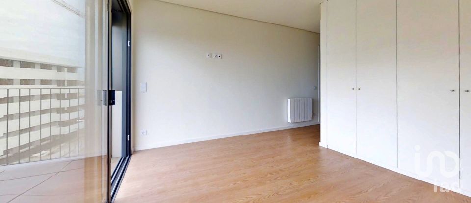 Apartment T3 in Santa Marinha E São Pedro Da Afurada of 117 m²