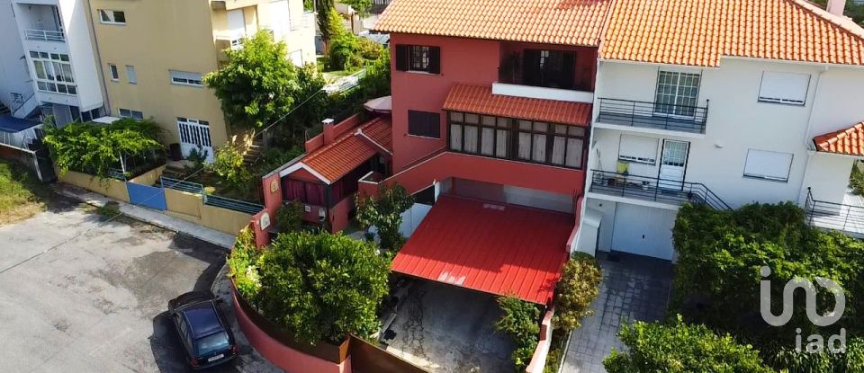 Casa / moradia T4 em Anha de 256 m²