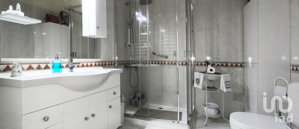 Casa / moradia T4 em Anha de 256 m²