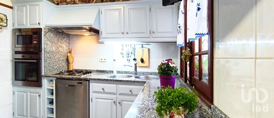 Casa / moradia T4 em Anha de 256 m²