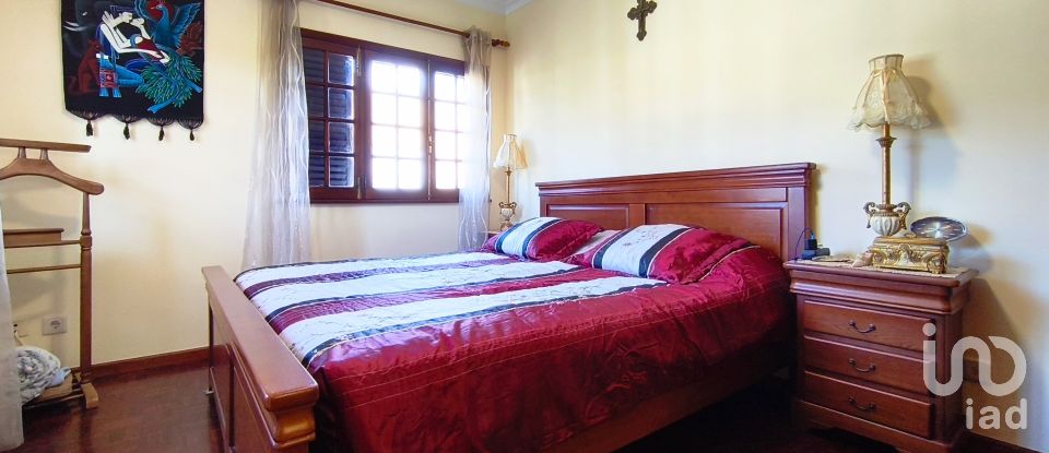 Casa / moradia T4 em Anha de 256 m²