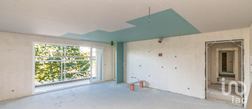 Apartamento T2 em Parceiros e Azoia de 102 m²