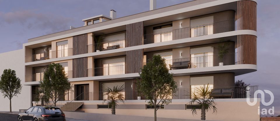 Apartamento T2 em Parceiros e Azoia de 82 m²