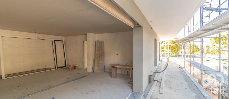 Apartamento T2 em Parceiros e Azoia de 82 m²