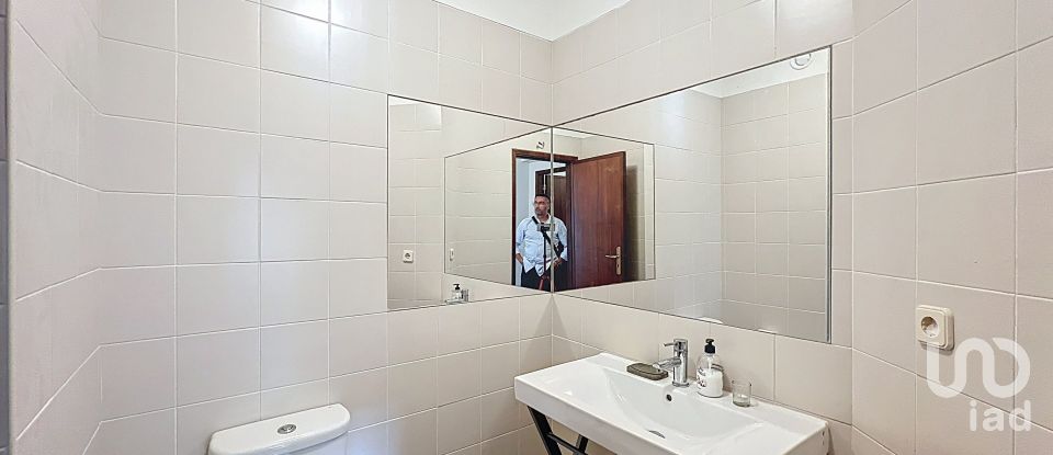 Apartment T2 in Aldoar, Foz Do Douro E Nevogilde of 78 m²