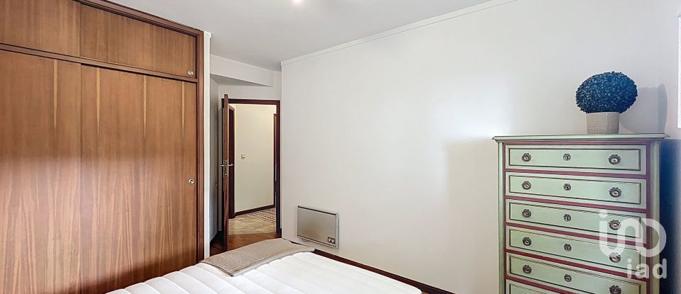 Apartment T2 in Aldoar, Foz Do Douro E Nevogilde of 78 m²