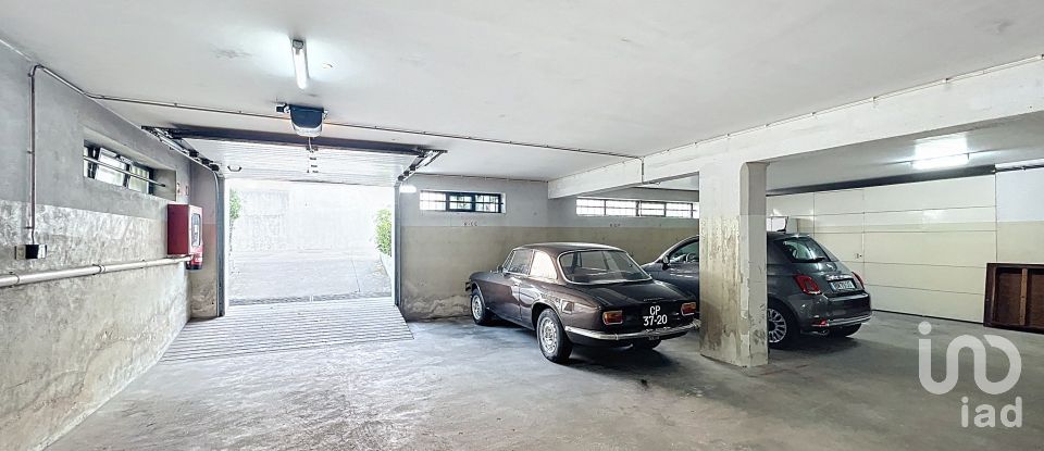 Apartment T2 in Aldoar, Foz Do Douro E Nevogilde of 78 m²