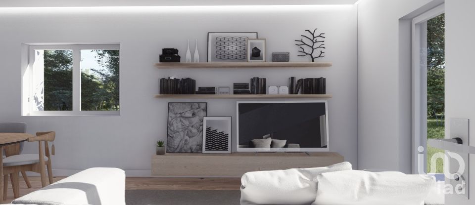 Moradia T3 em Atouguia da Baleia de 106 m²