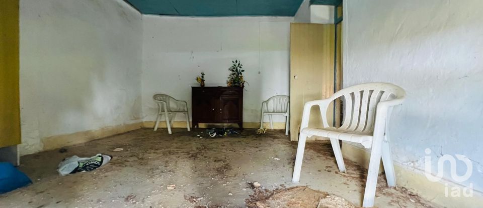 Lodge T5 in Romeira e Várzea of 213 m²