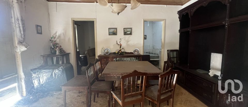 Lodge T5 in Romeira e Várzea of 213 m²