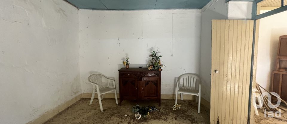 Lodge T5 in Romeira e Várzea of 213 m²