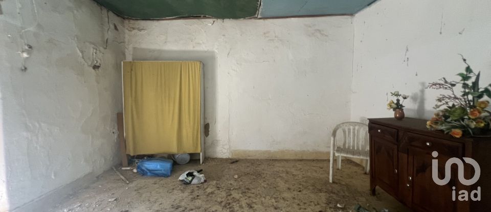 Lodge T5 in Romeira e Várzea of 213 m²