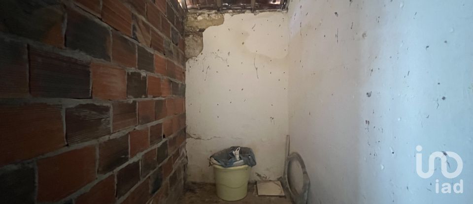 Lodge T5 in Romeira e Várzea of 213 m²