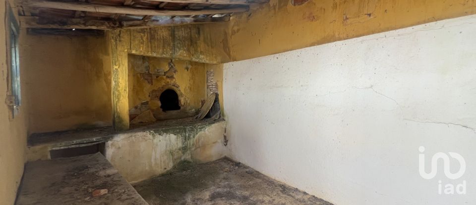 Lodge T5 in Romeira e Várzea of 213 m²