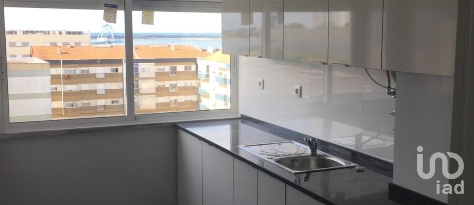 Apartamento T3 em Setúbal (São Sebastião) de 110 m²
