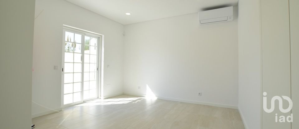 Moradia T3 em Almancil de 166 m²