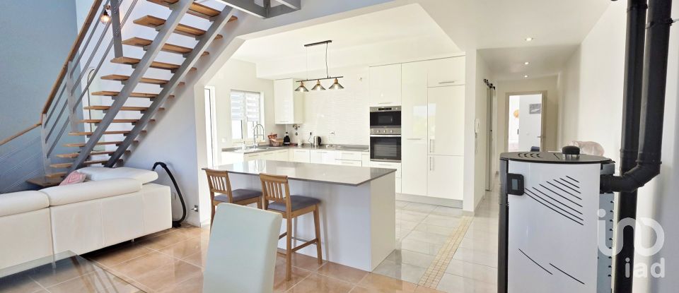 Moradia T3 em Benfica do Ribatejo de 140 m²