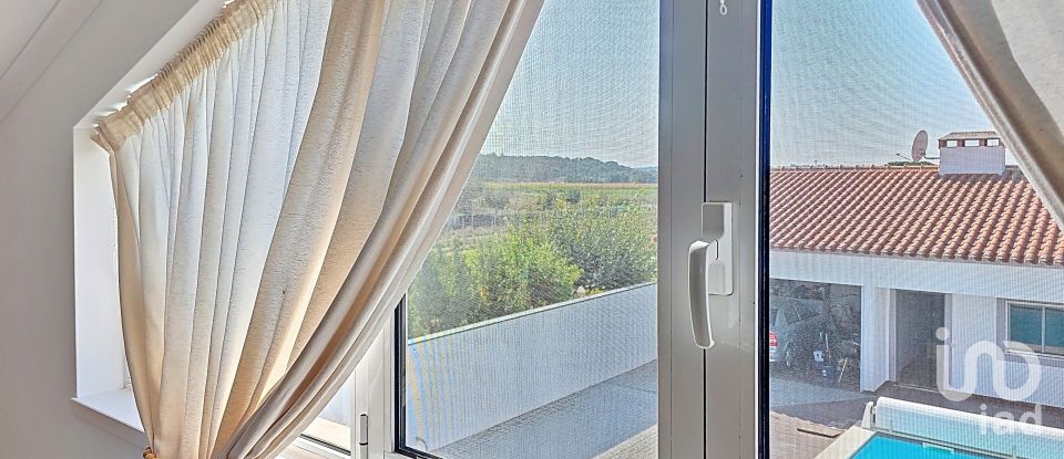 Moradia T3 em Benfica do Ribatejo de 140 m²