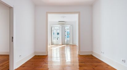 Apartment T3 in Avenidas Novas of 117 m²