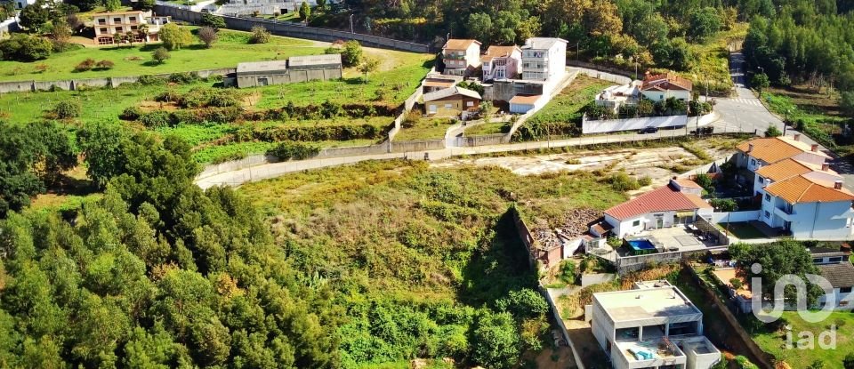 Terreno urbano em Gondomar (São Cosme), Valbom e Jovim de 7 000 m²