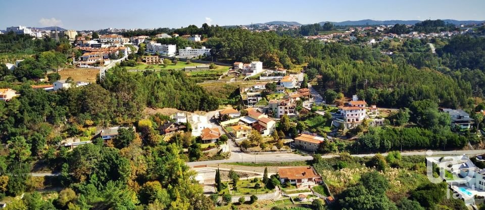 Terreno urbano em Gondomar (São Cosme), Valbom e Jovim de 7 000 m²