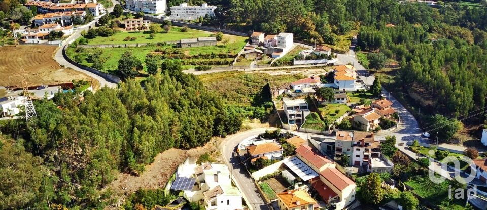 Terreno urbano em Gondomar (São Cosme), Valbom e Jovim de 7 000 m²