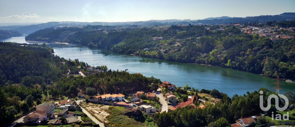 Terreno urbano em Gondomar (São Cosme), Valbom e Jovim de 7 000 m²