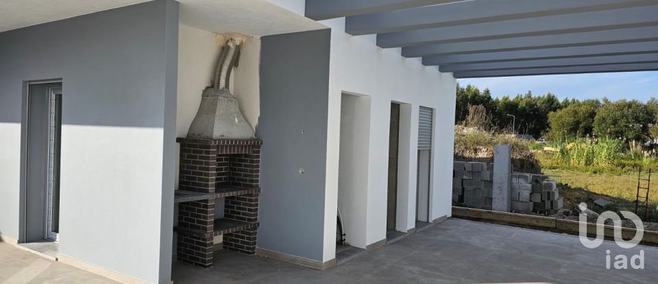 House T4 in Nadadouro of 230 m²
