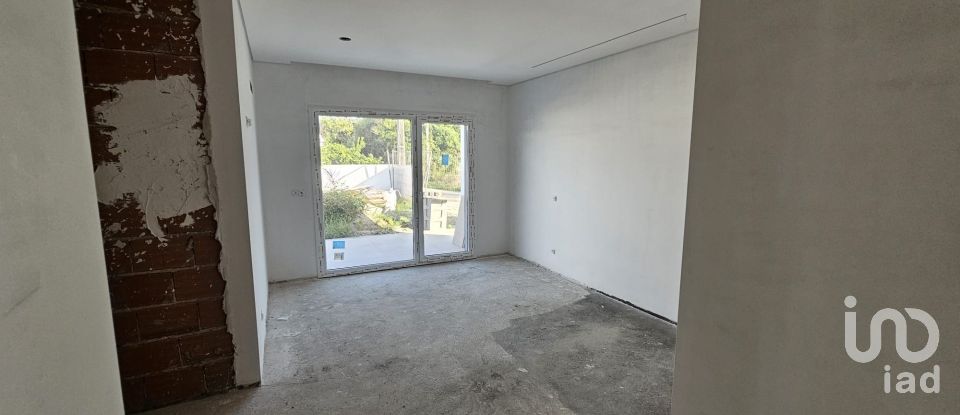 House T4 in Nadadouro of 230 m²