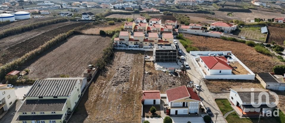 Moradia T3 em Santa Bárbara de 151 m²