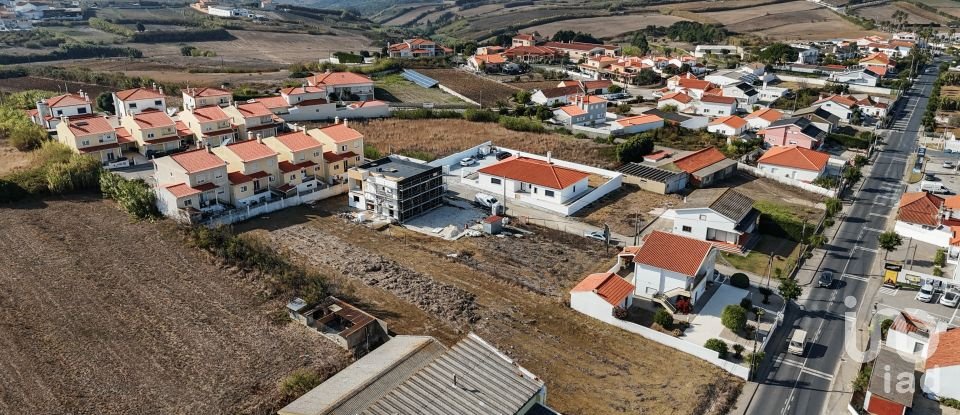 Moradia T3 em Santa Bárbara de 151 m²