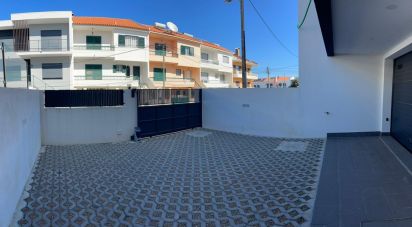 House T5 in Corroios of 120 m²