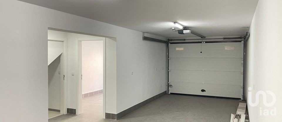 Moradia T5 em Corroios de 120 m²